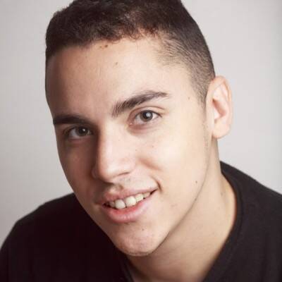 Leonard B. - Infographiste 3D/2D, Motion Designer