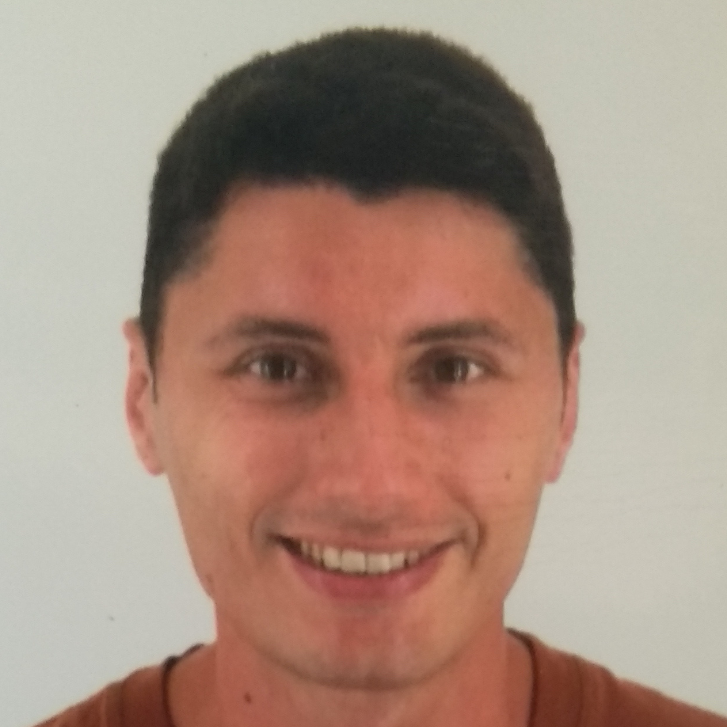 Ivan Diaz - Frontend Developer | Interfaces claras y responsiv