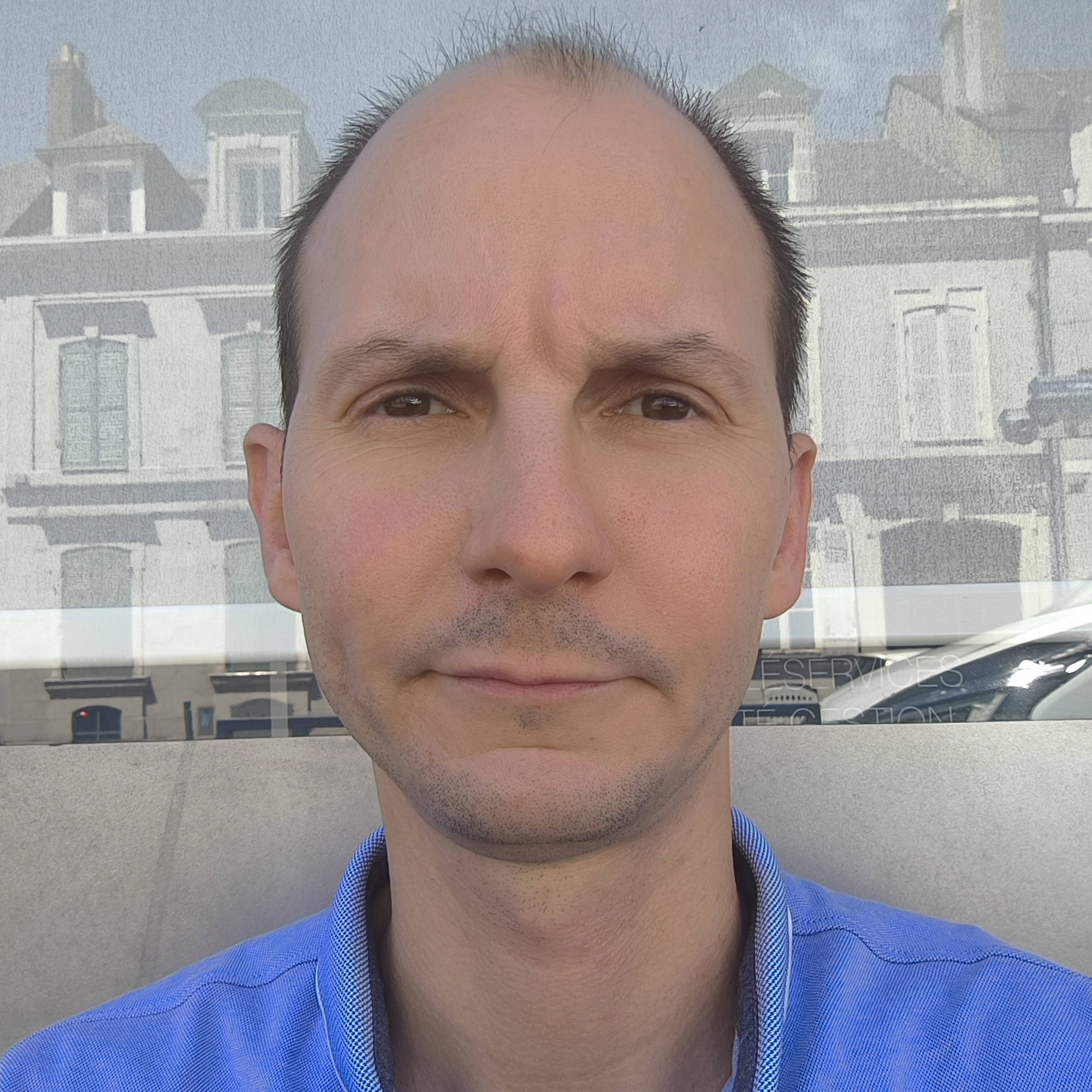 Vincent Géneté - Technicien système d'information et de communi