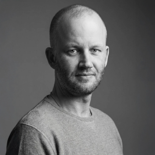 Julien Dzuidzia - Strategy, Analytics and Business Development