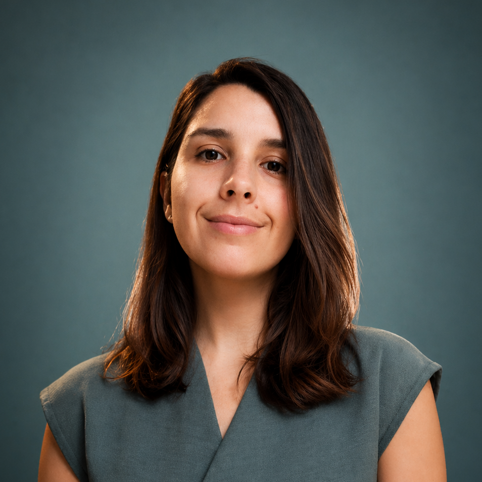 Isabella Torrealba - UX UI Designer | Branding Design