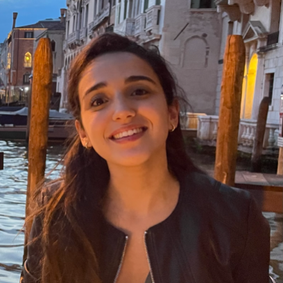 Yousra Bouteyeb - AMO / Chef de projet construction & rénovation