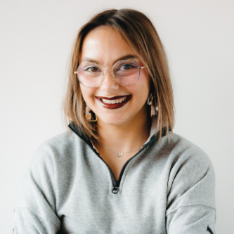 Joséphine Rabot - Créatrice de contenu UGC, éditrice, journaliste