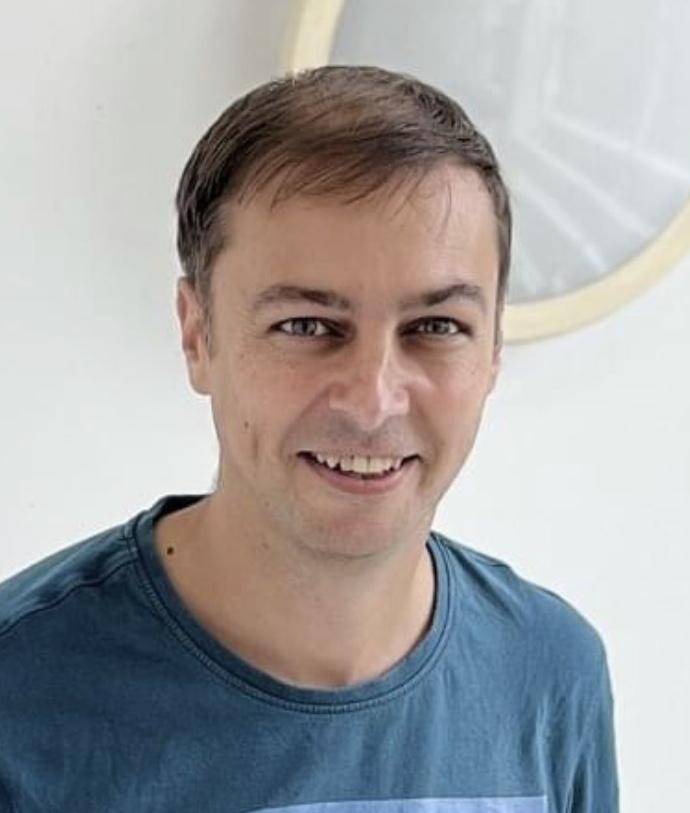Tim Bond