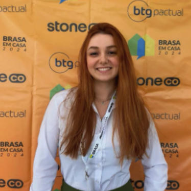 Giovanna S. - Social Media & Content Producer