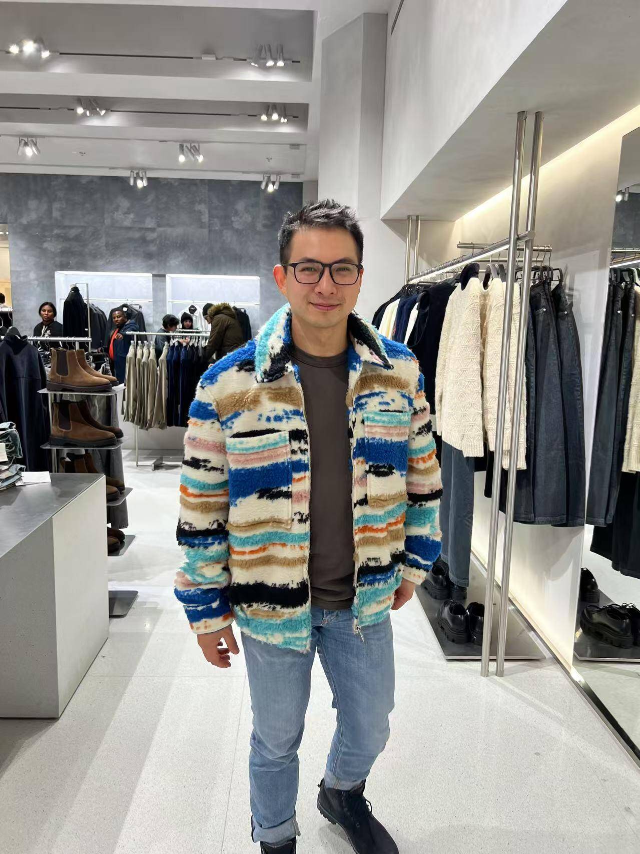 Jun Zhou