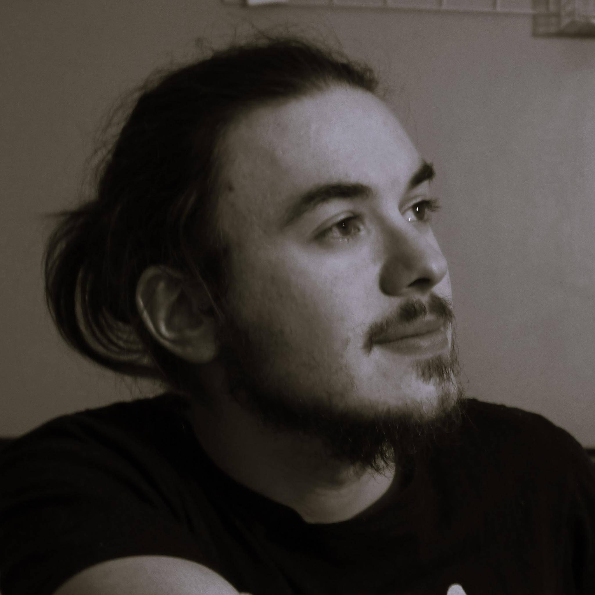 Achille R. - Technicien Informatique | Maintenance - Réparation