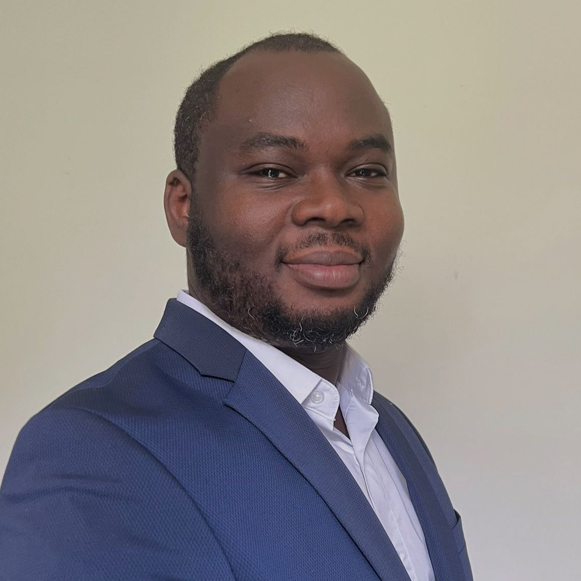 Emmanuel  - Lead / Senior Fullstack Entwickler (Java/ Angular)