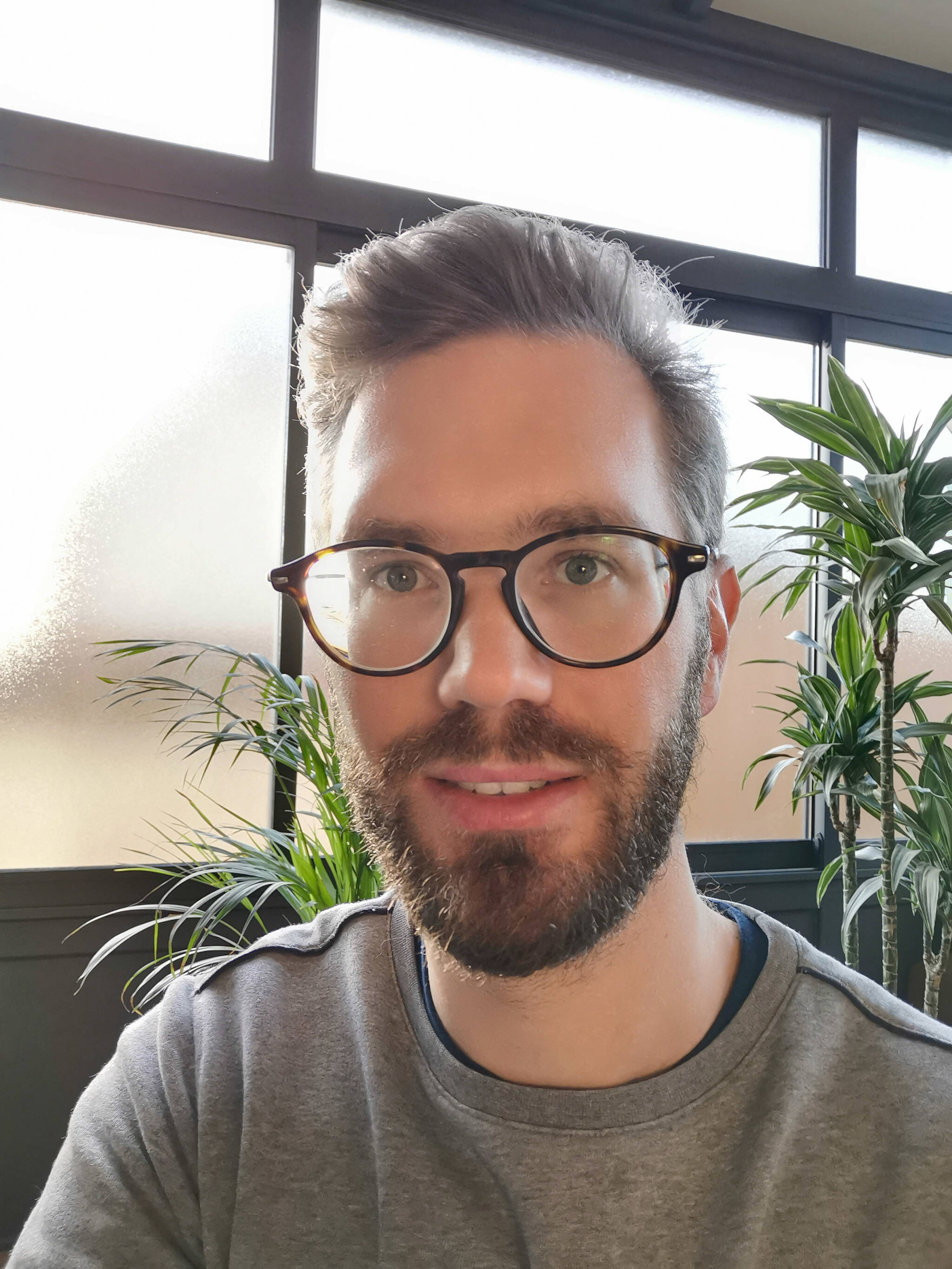Frédéric Henry - Designer UI UX / Développeur Front-End