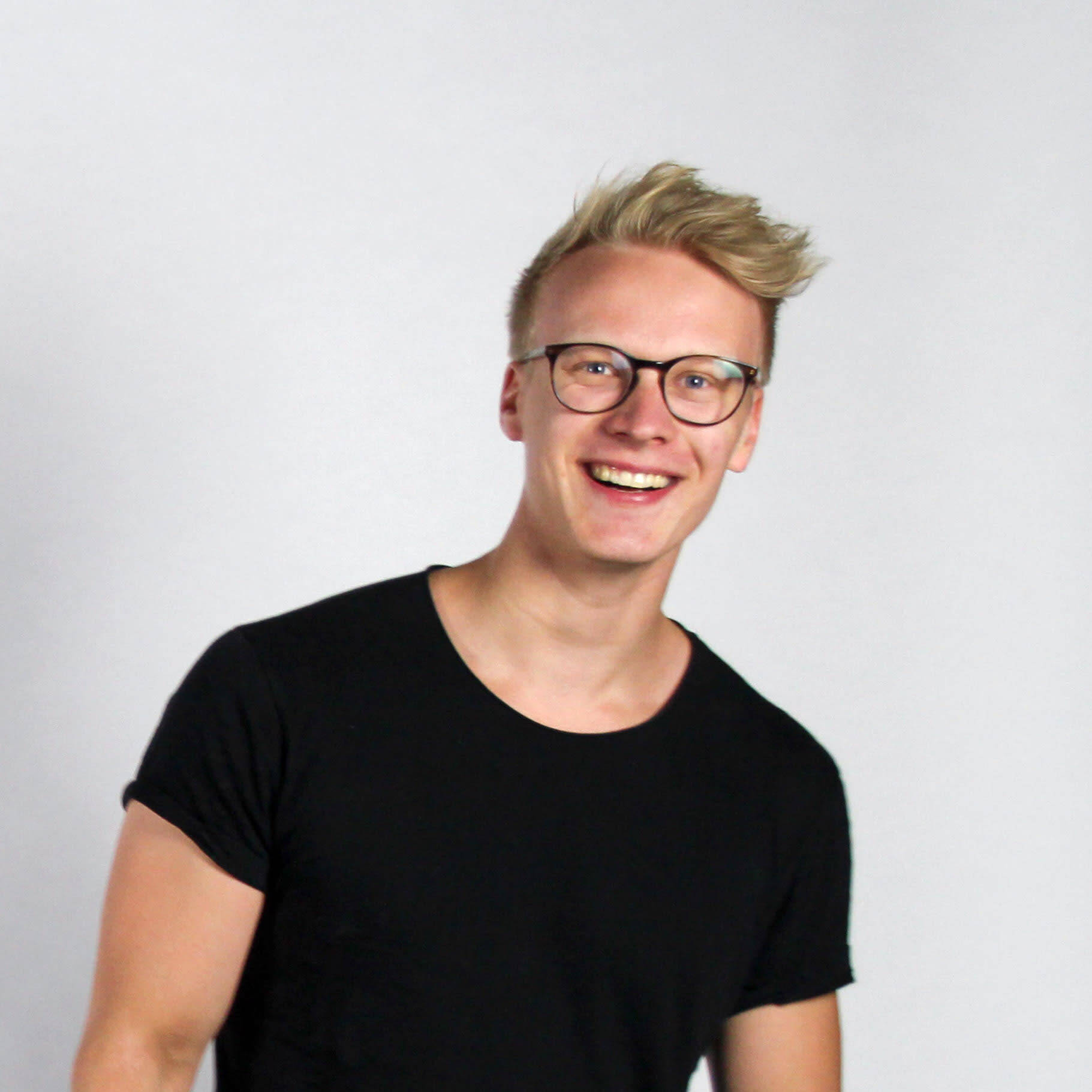 Leon Eikmeier - Webflow Experte & Webdesigner
