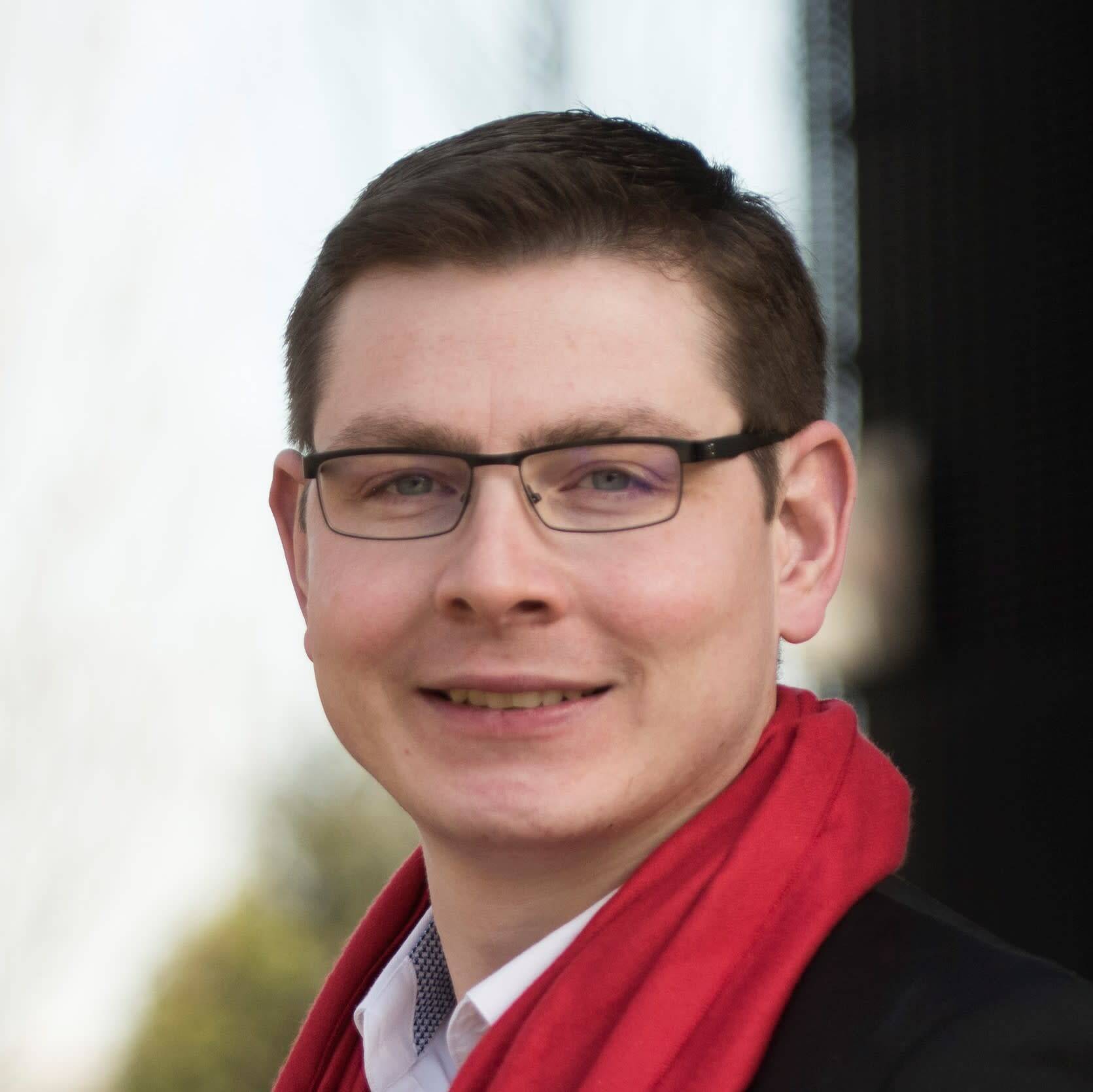 Cédric Lamothe - Office Manager Externe - Assistant administratif
