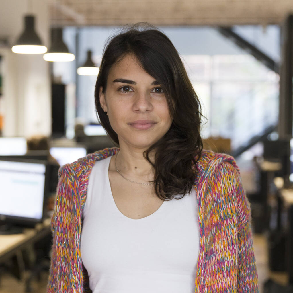 Sathaya T. - CRM & Content Marketing Strategist