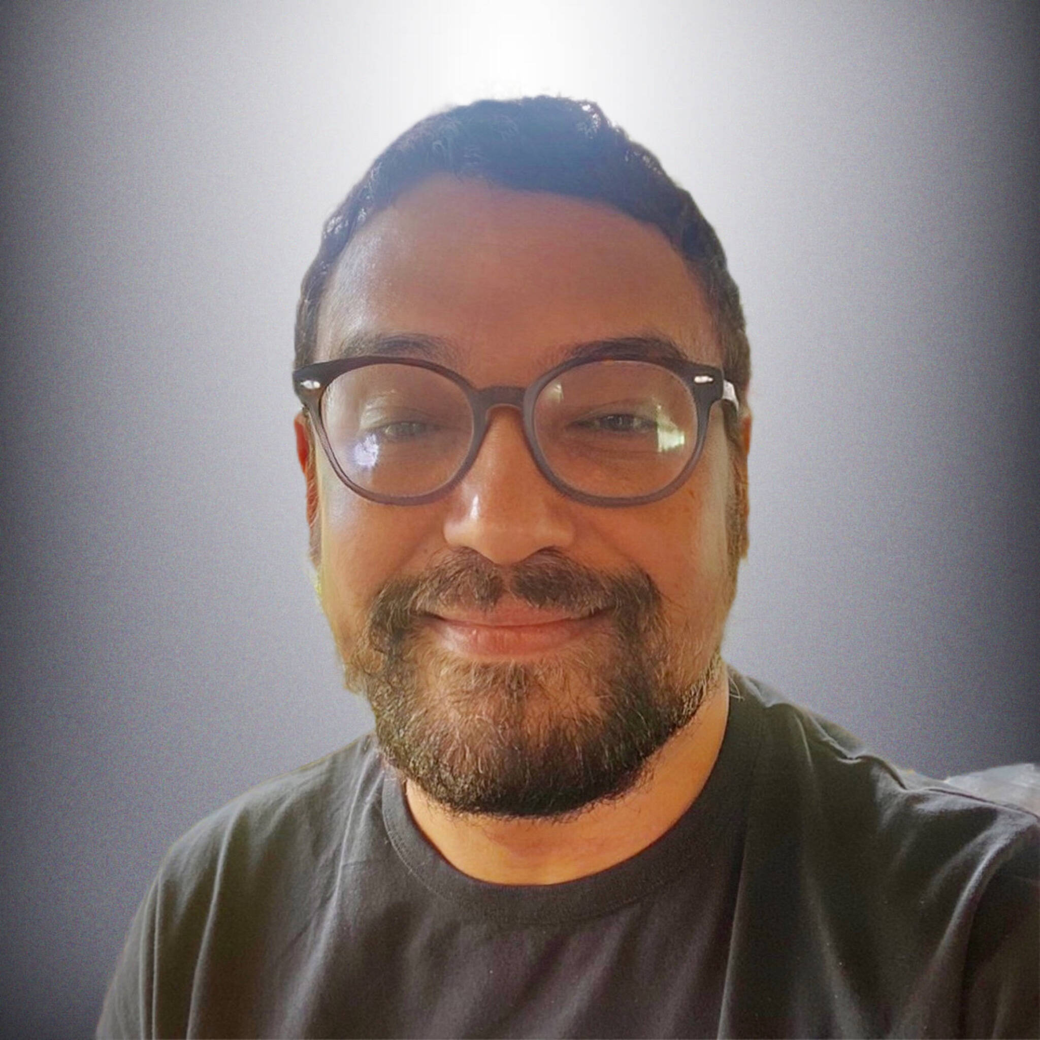 Nino M. - Architecte, développeur, AI, BI, moteur de règles