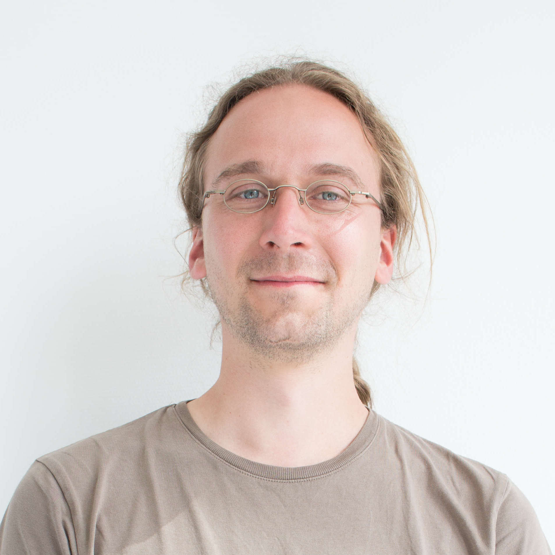Rodrigue Villetard - développeur web senior, 10 ans d'XP à vos côtés !