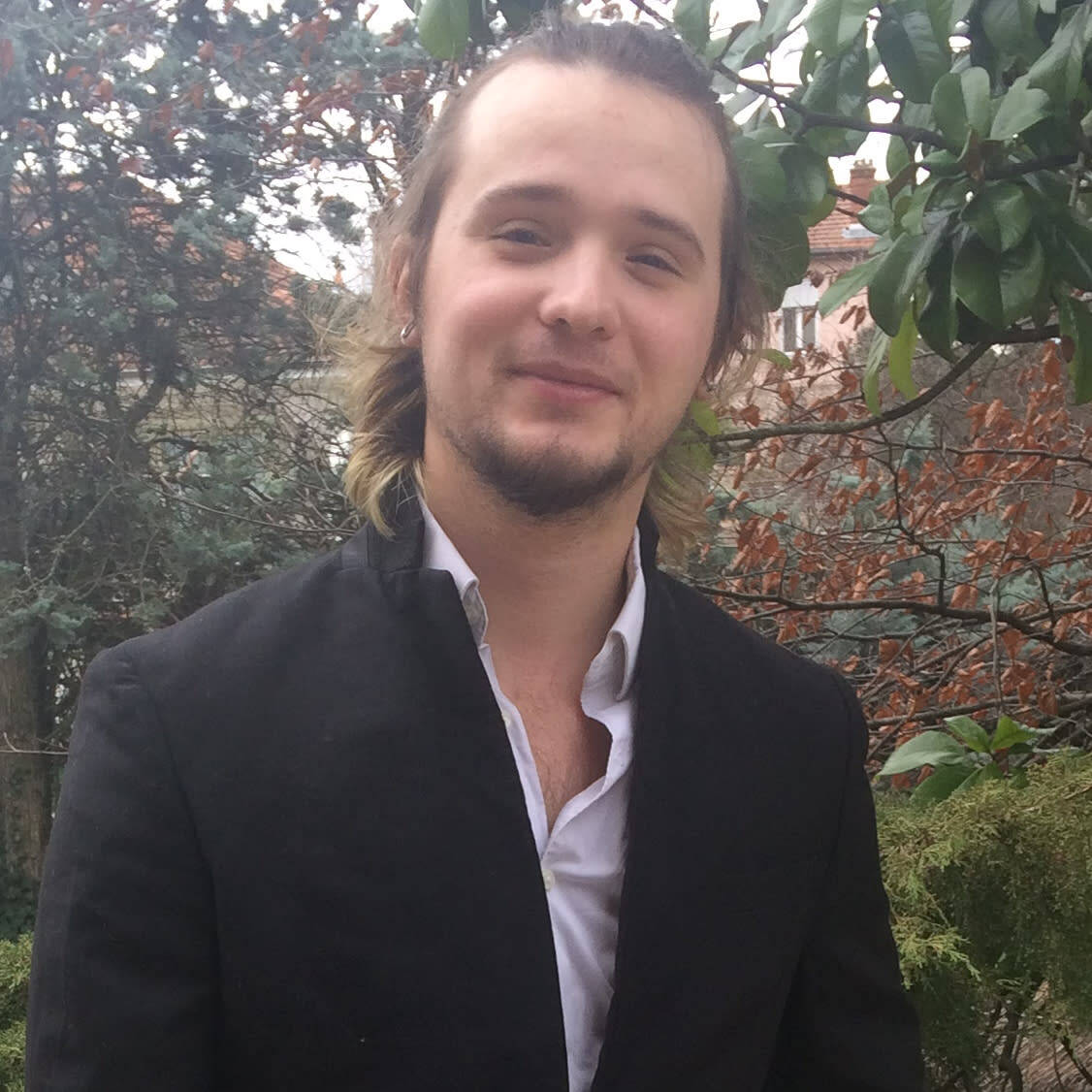 Léo Le Sommer - Développeur React, React Native, ASP.NET, Node.js