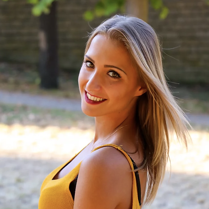 Clara Desrosier