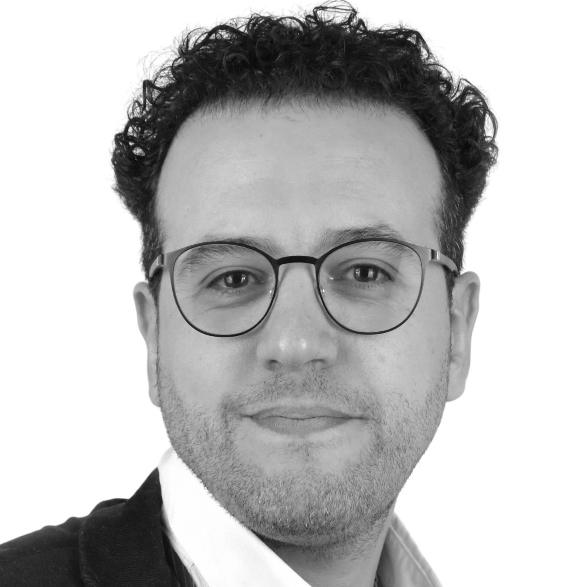 Rarib L. - Developpeur Fullstack React | Next JS ⚛️ 