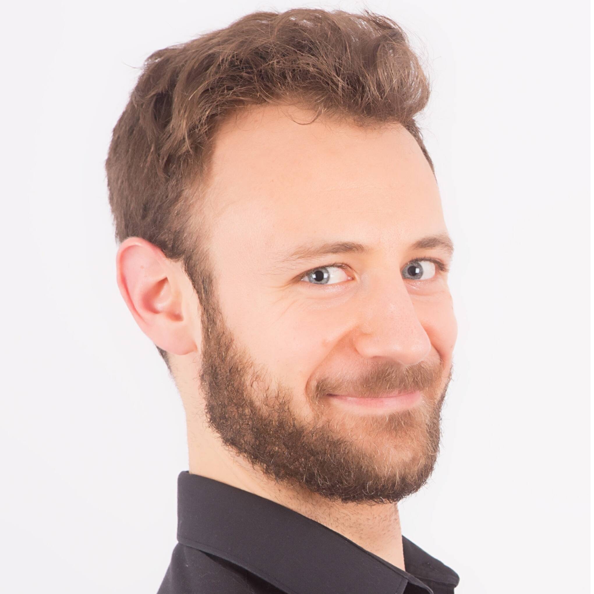 Olivier  - Salesforce CRM & Marketing Consultant