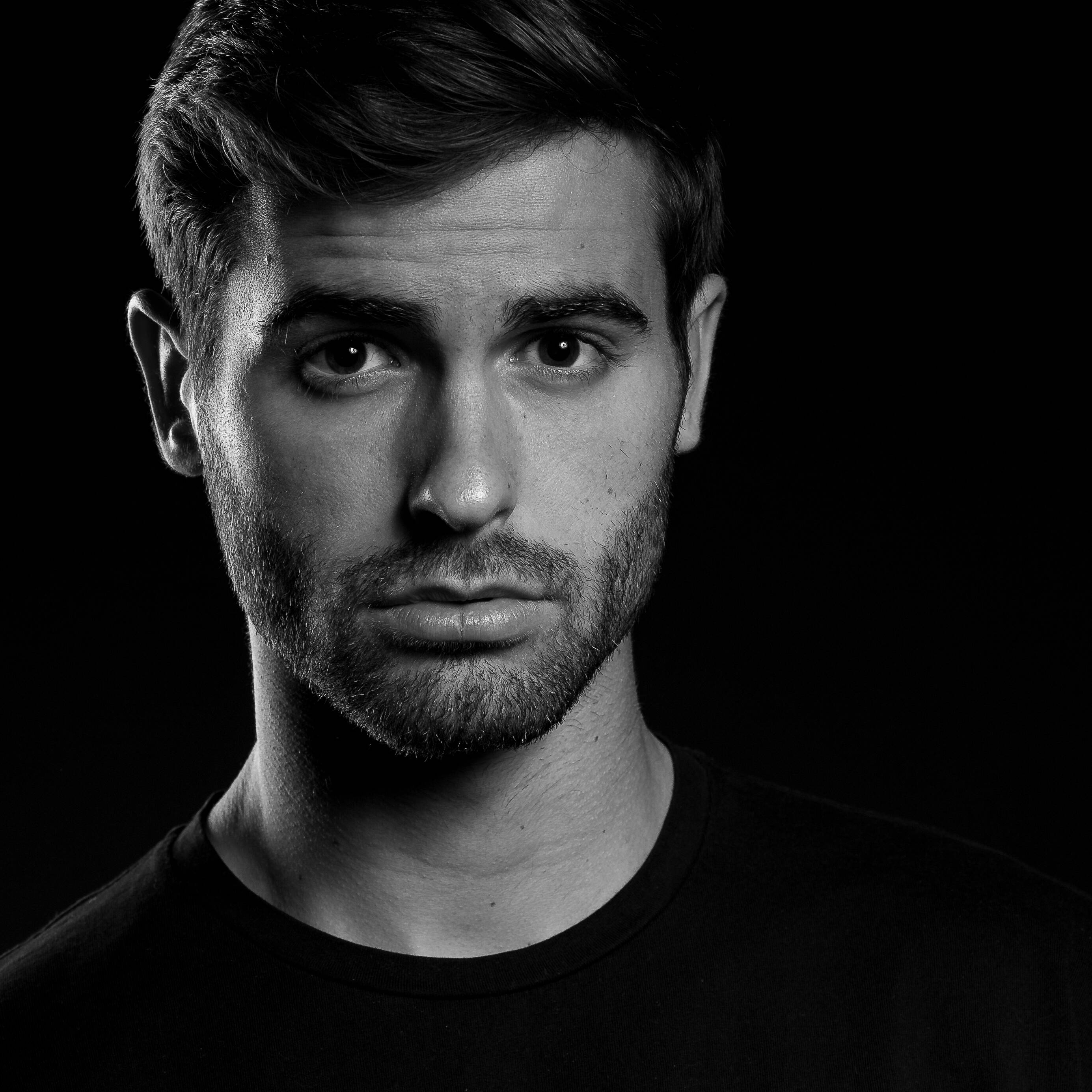 Damien T.