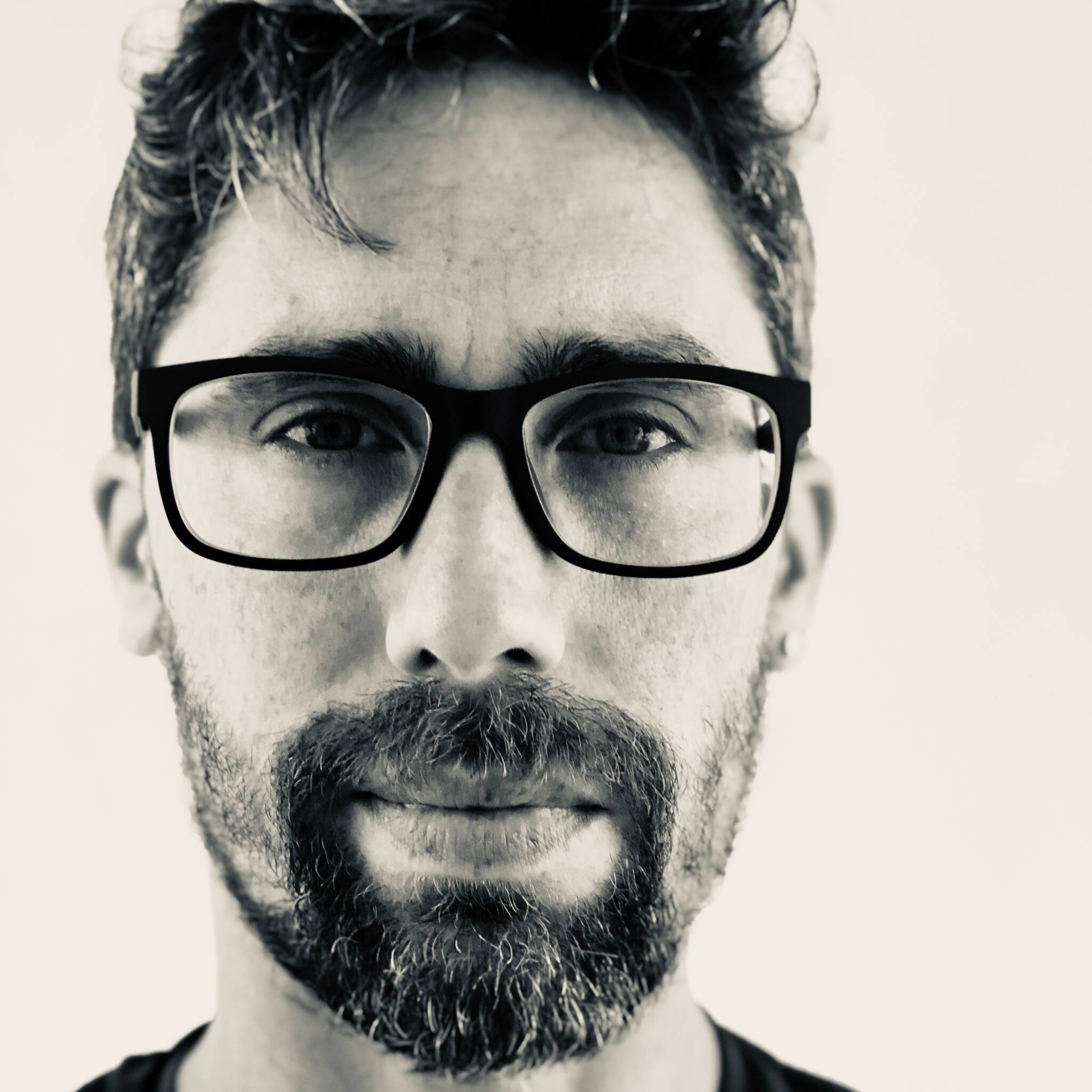 Mathieu J. - dév. ios swiftui, designer ui/ux senior