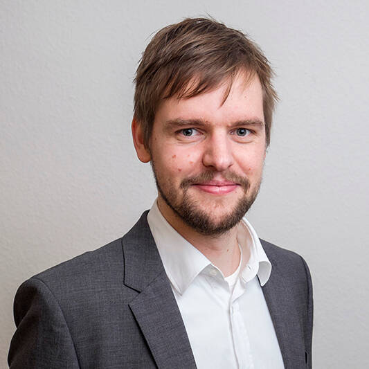 Dr. Gerrit T.
