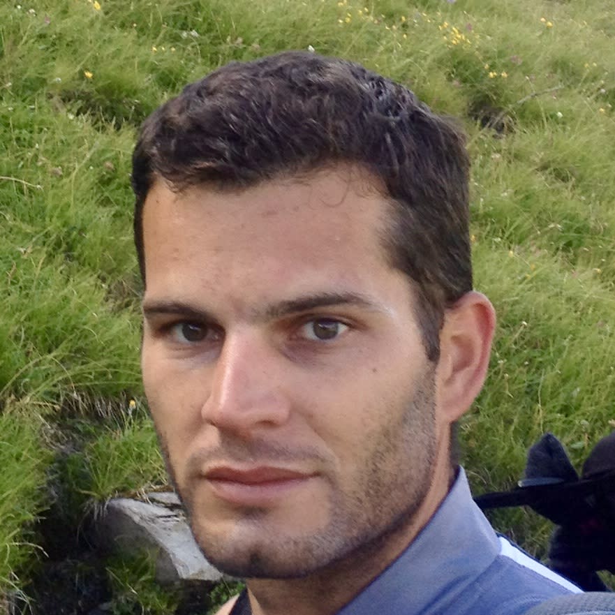 Adrien P.