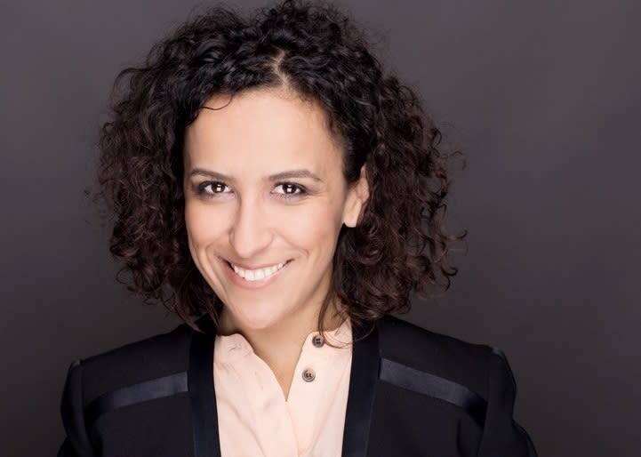 Farah Boudjemia - CONSULTANT COMMUNICATION BILINGUE ANGLAIS