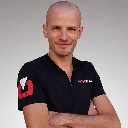 Jérémy V.
