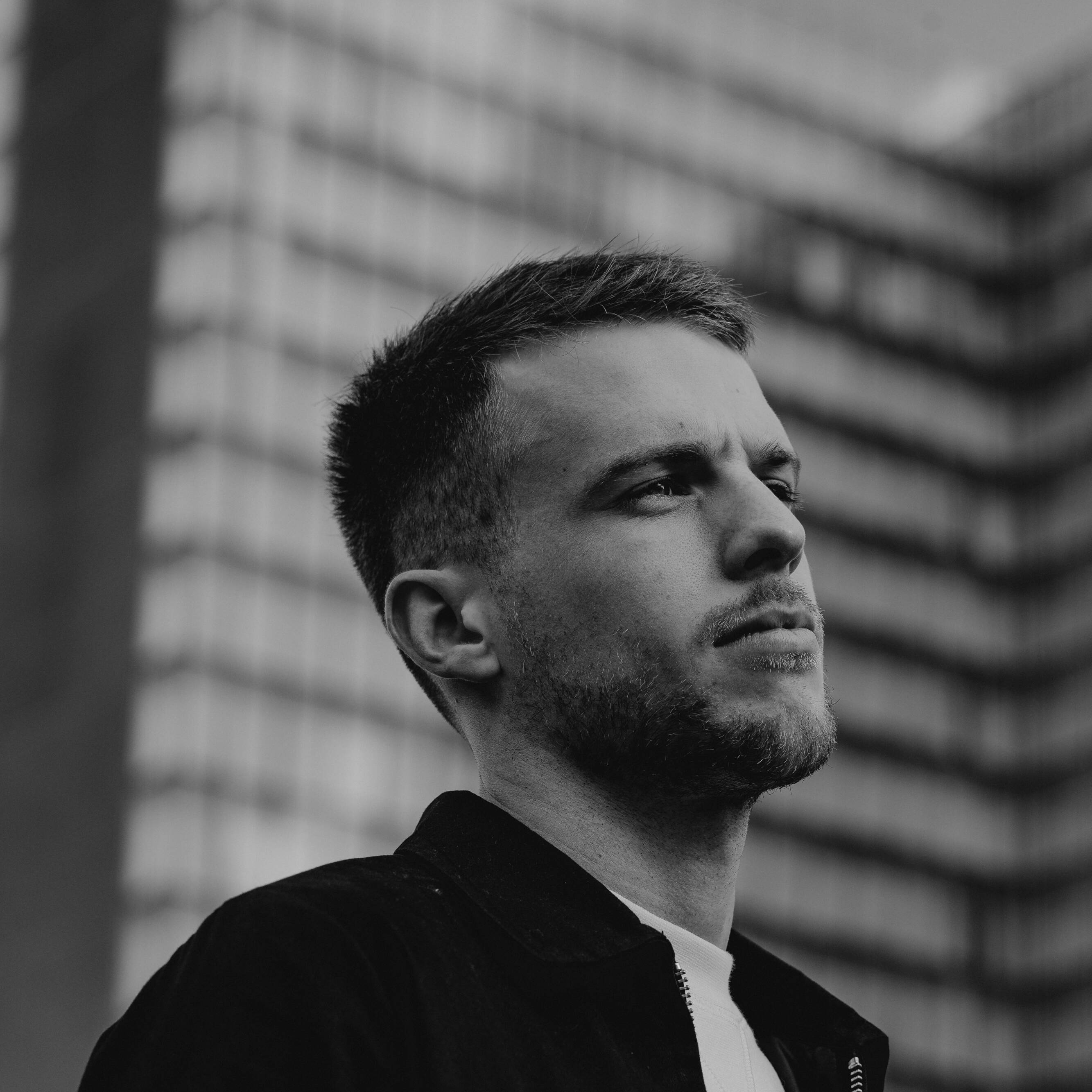 Antoine 'Andro' Pinchaud - Monteur vidéo, audio pour vidéo YouTube ou podcast