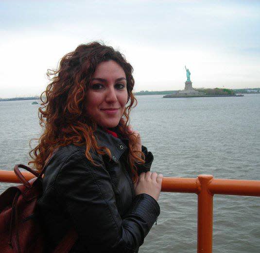 Lourdes Muñoz - Directora creativa - Copywriter - Redactora UX