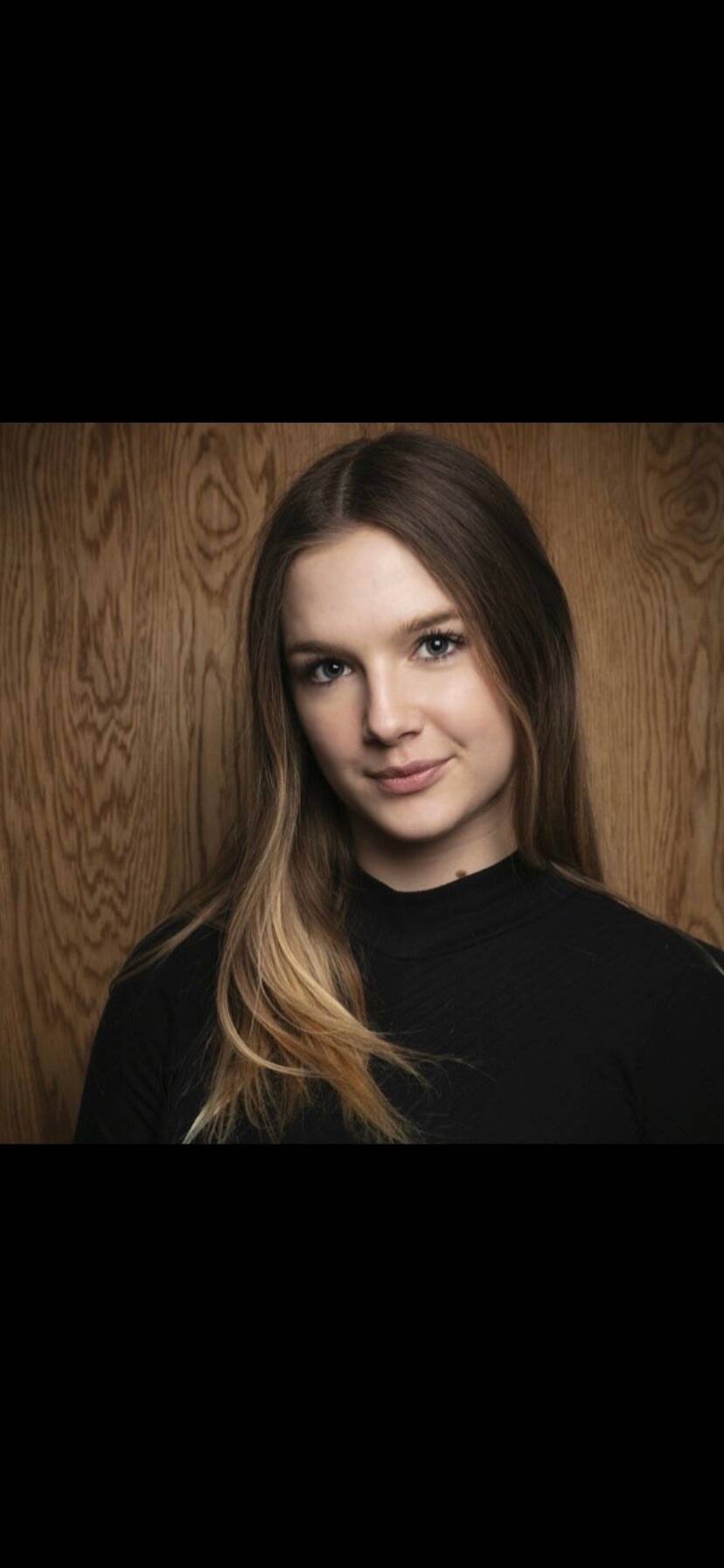 Jade Dudot - Directrice artistique social media & graphiste