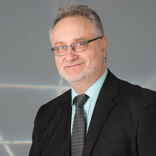 Jörg  - Software architect, consultant, iiot, C#, REST