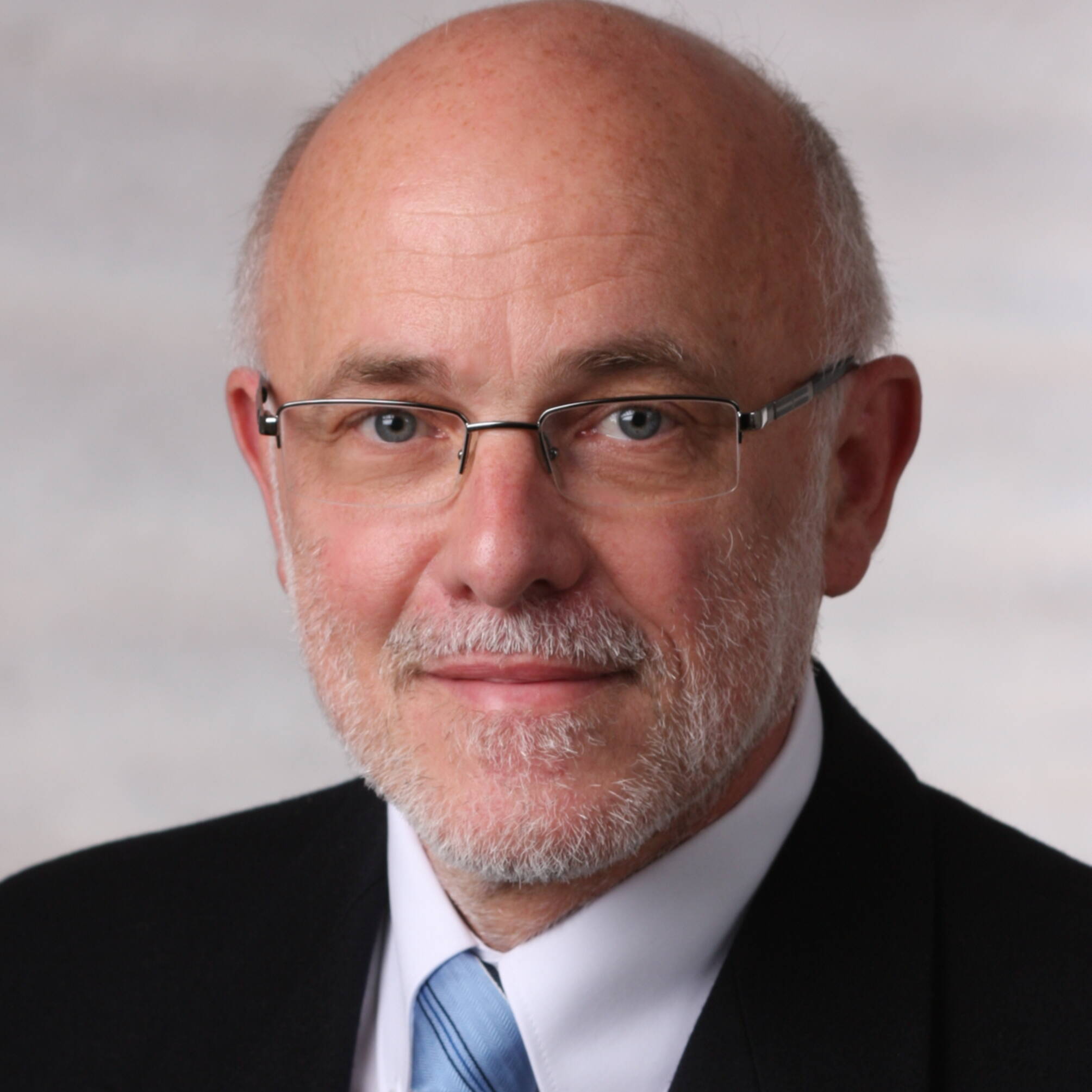 Dr. Friedbert Wilczewski