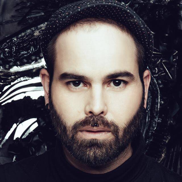 Ludovic  - + MODELISTE / PROTOTYPISTE / GRADUEUR + 