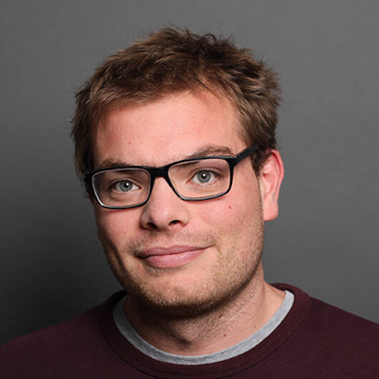 Elie Ladias - Data engineer: Datalake, data platform, API