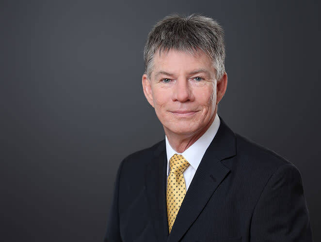 Tomas  - business-it/consultant/trainer/pro- Manager/digital