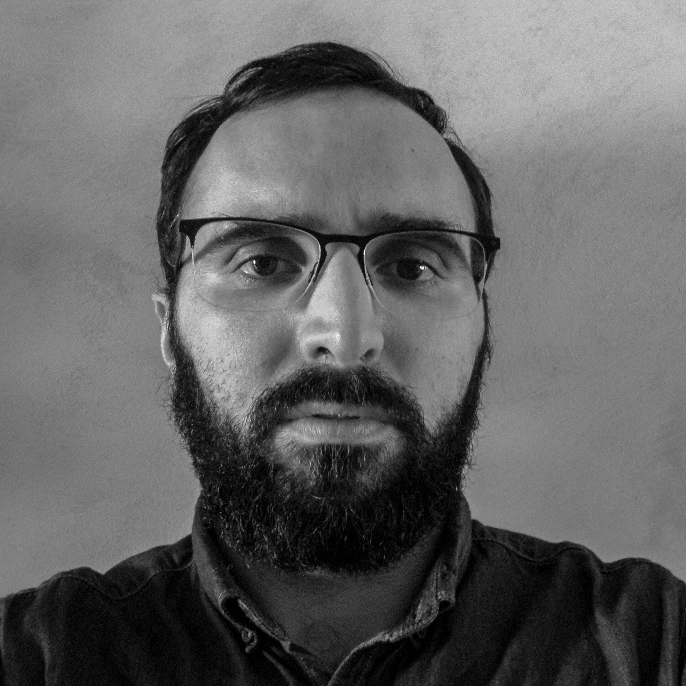 Florent Giove - Social Media Manager / Community Manager