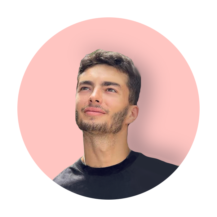 Adrien K. - Graphiste Logo / Charte 🎨 / Direction Artistique