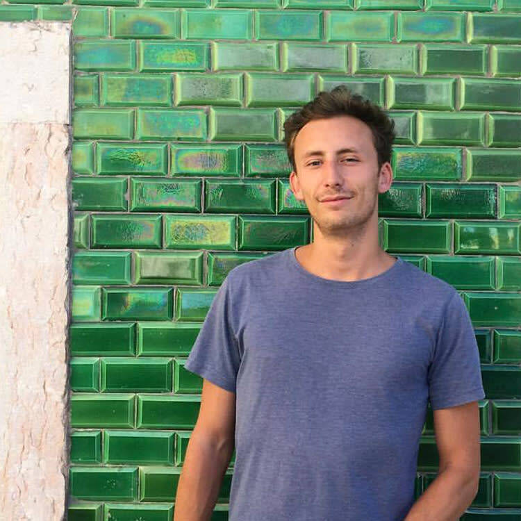 Daunois Hugo - Digital & Print Designer / Product Design