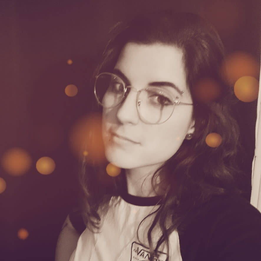 Elodie Sans - Chef de Projet Digital