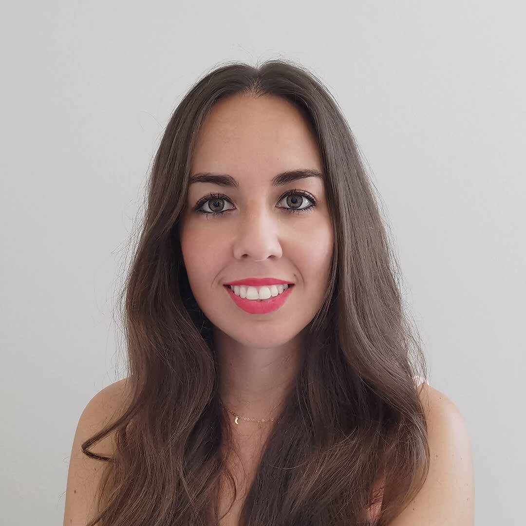 Raquel Ortega - Diseño Gráfico | Diseño web-UI (WordPress)