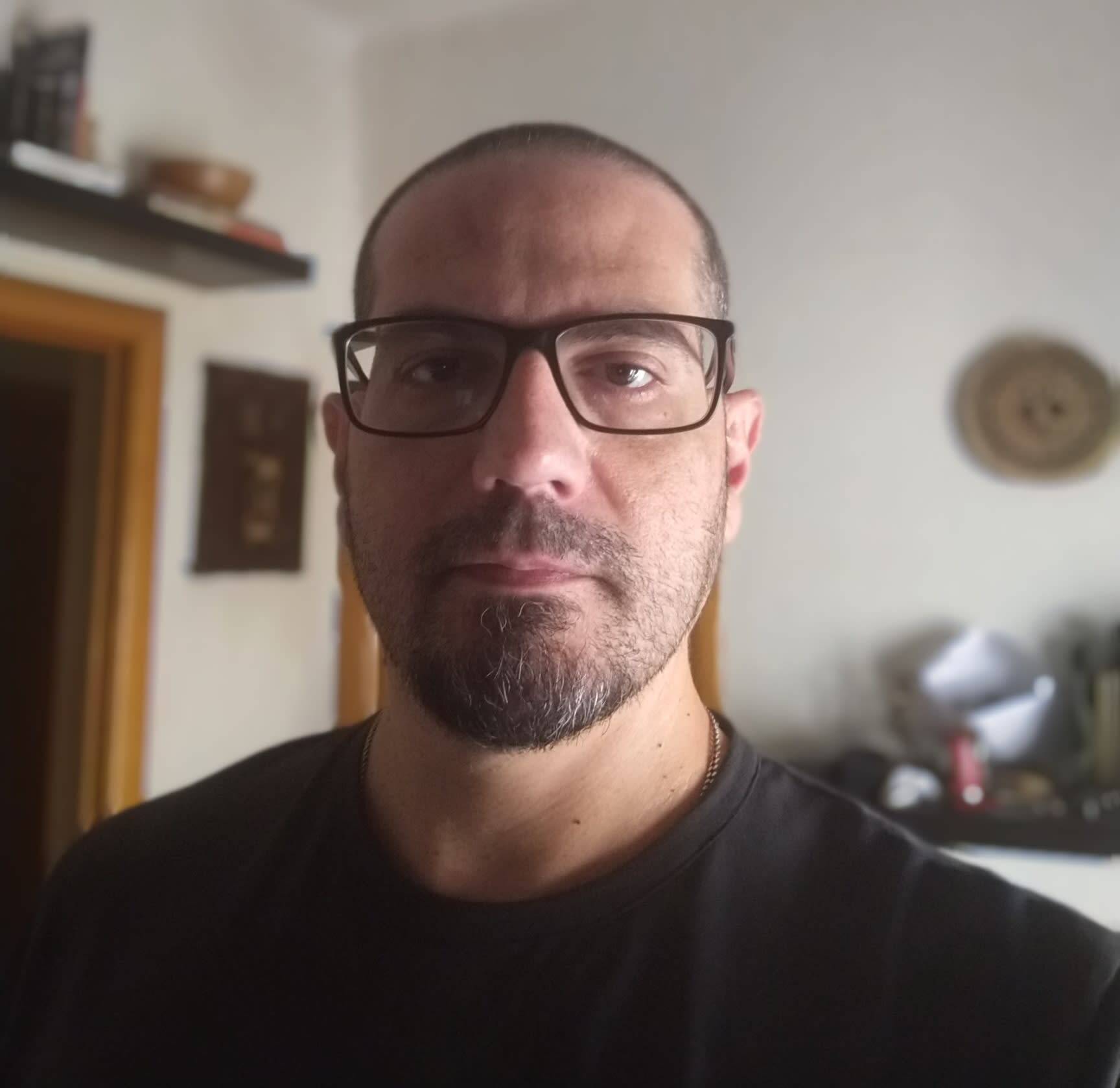 Pablo Álvarez - Diseño grafico / gestión contenidos eventos / pptx