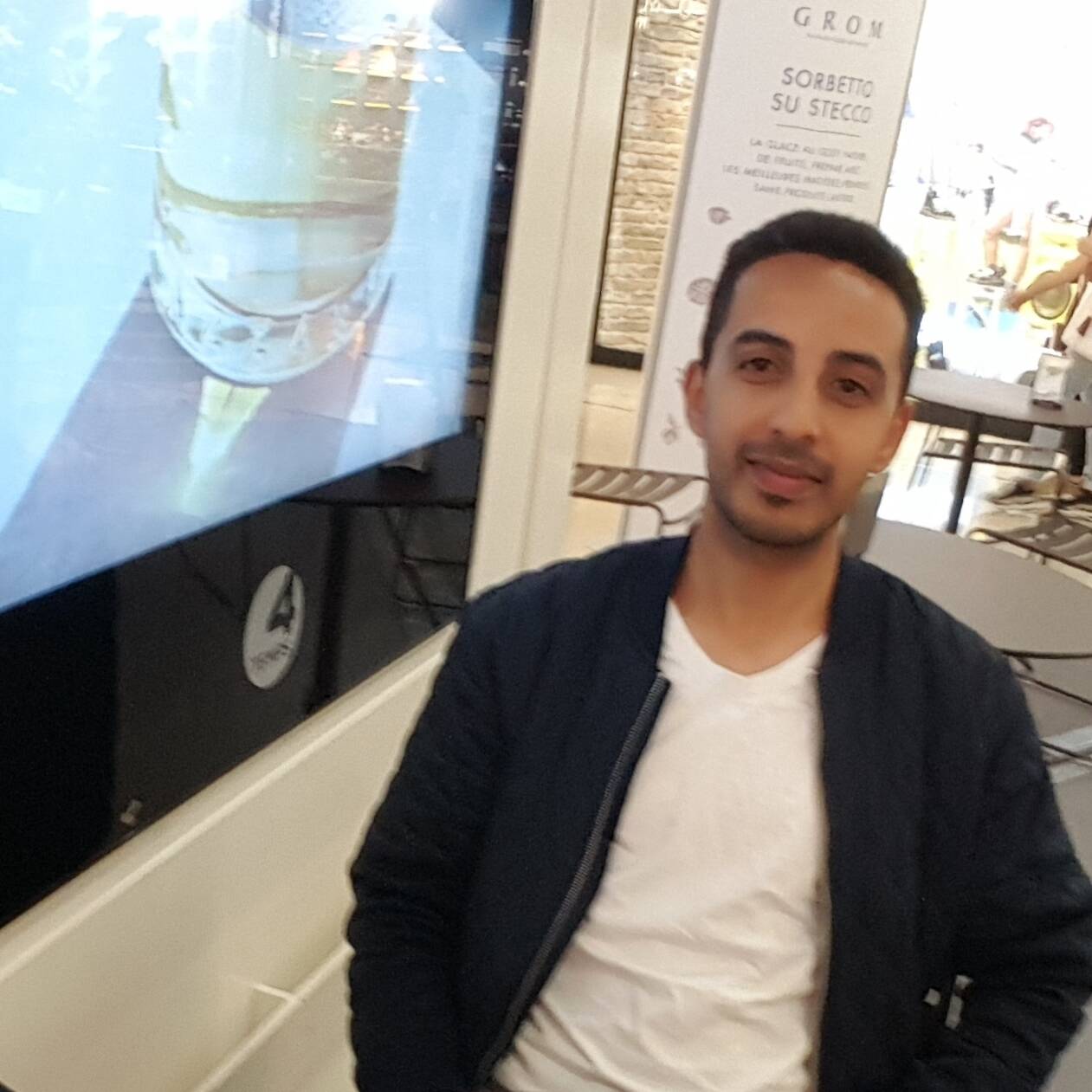 Yassine J.