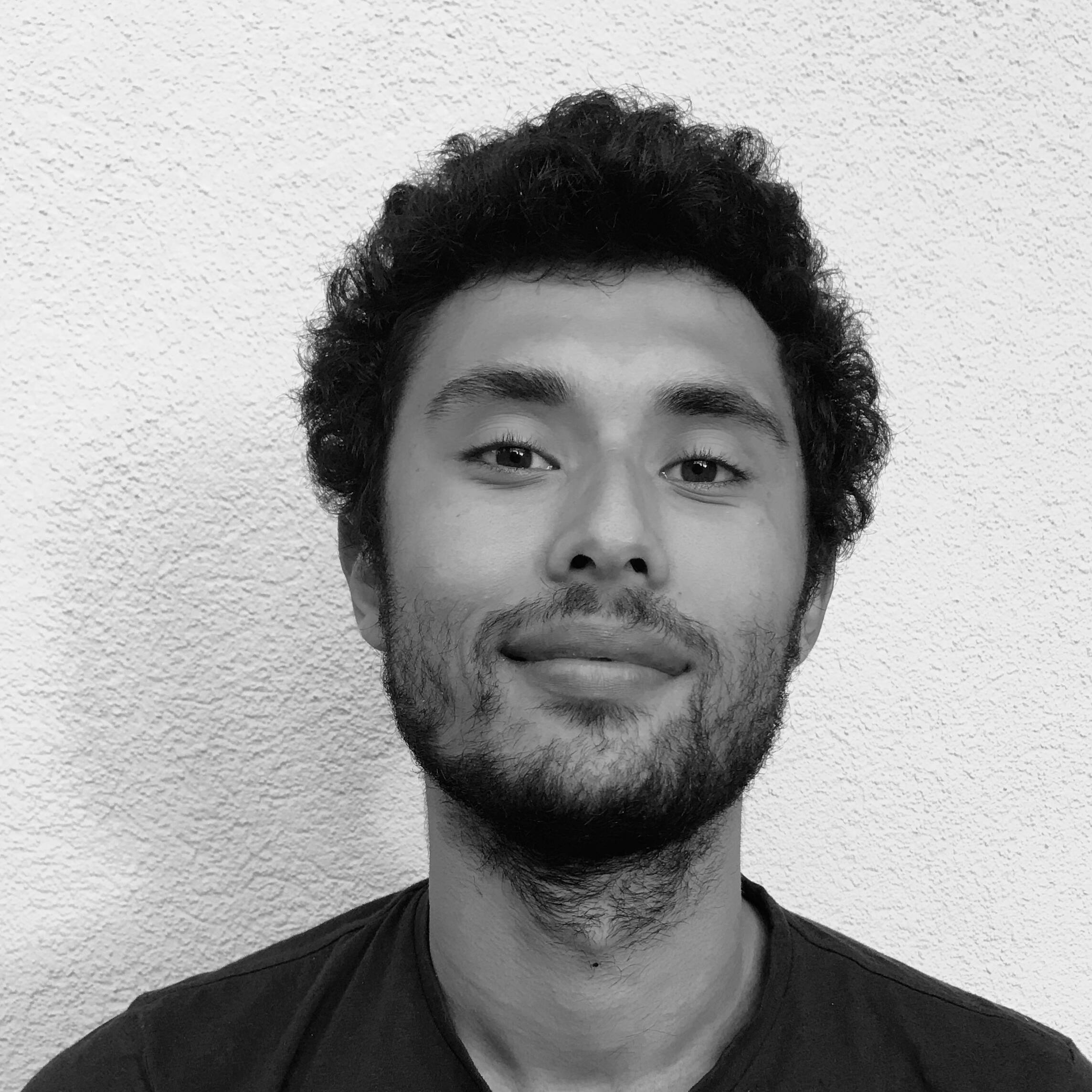 Axel L.