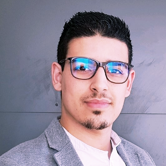 Ilyas El Khalloufi - Ingénieur systèmes embarqués intelligents 