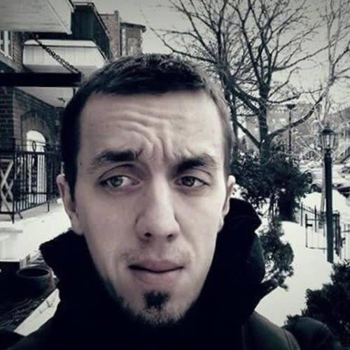 Fabien  - Maintenance Support Technician/ HelpDesk/Hotliner
