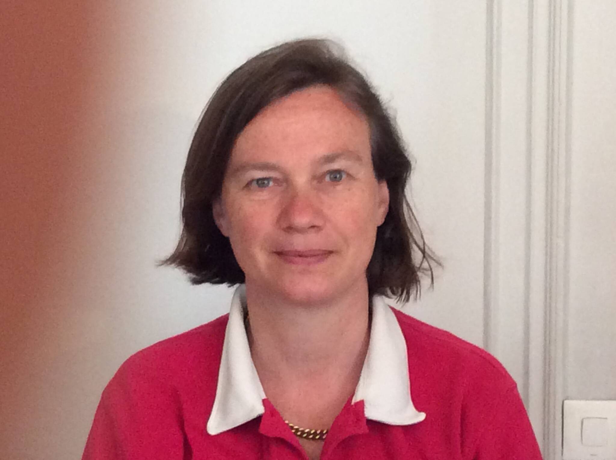 Bénédicte  - Legal translations English - French