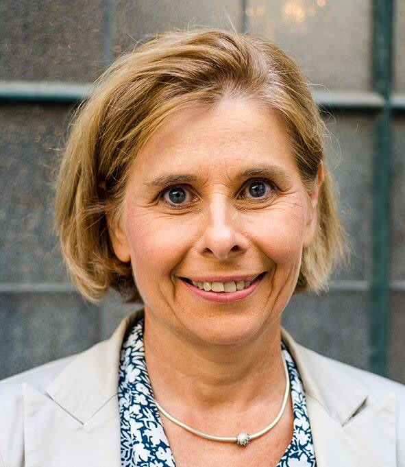 Delphine R.