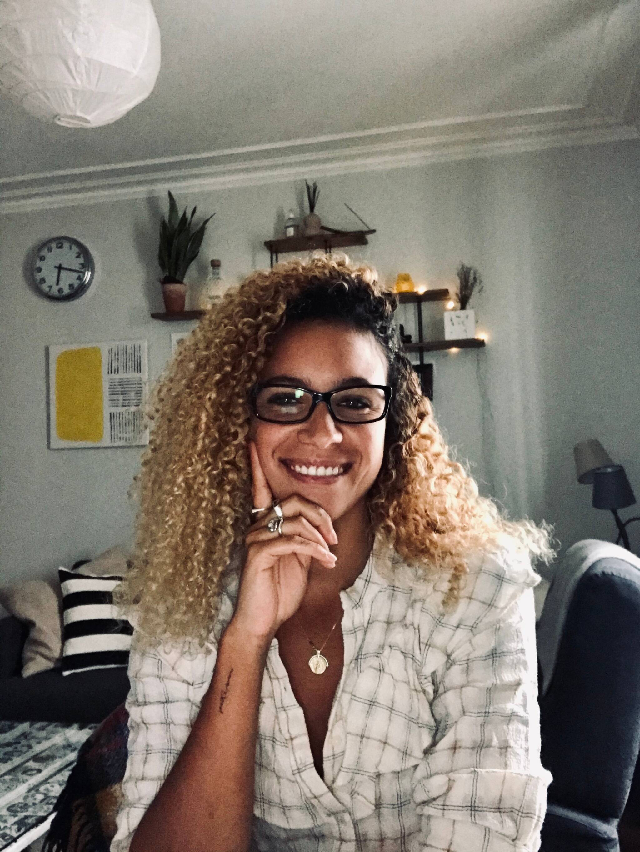 Shannon E. - Consultante Marketing, Automatisation IA & No-code