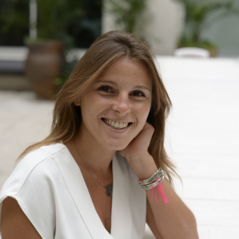 Justine Begue - Community and Social Media Manager 